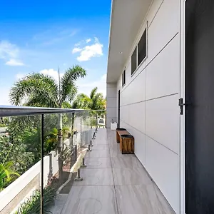 Manor On Davis , Kawungan Australia